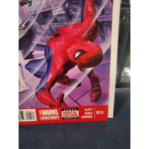Amazing Spiderman #01.4 (2014) Learning To Crawl Alex Ross Cover NM - Picture 4 of 6